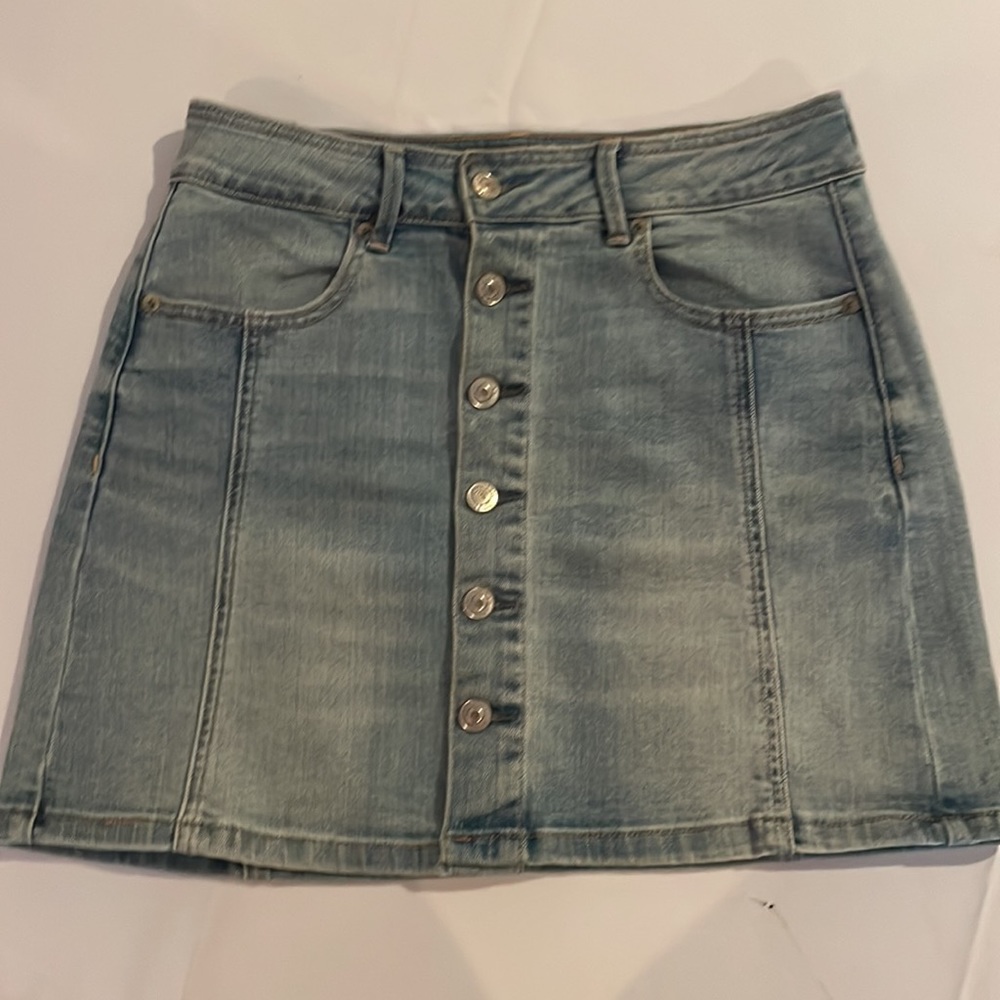 American Eagle Hi-Rise A-Line Skirt - Light Wash - 6